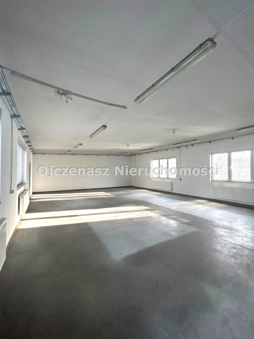 Magazyn na sprzedaż Bydgoszcz, Glinki  122m2 Foto 1