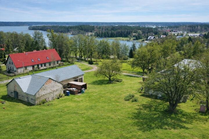 Dom na Mazurach z potencjałem inwestycyjnym, 100 m od jeziora Jora Wielka  200m2 Foto 1