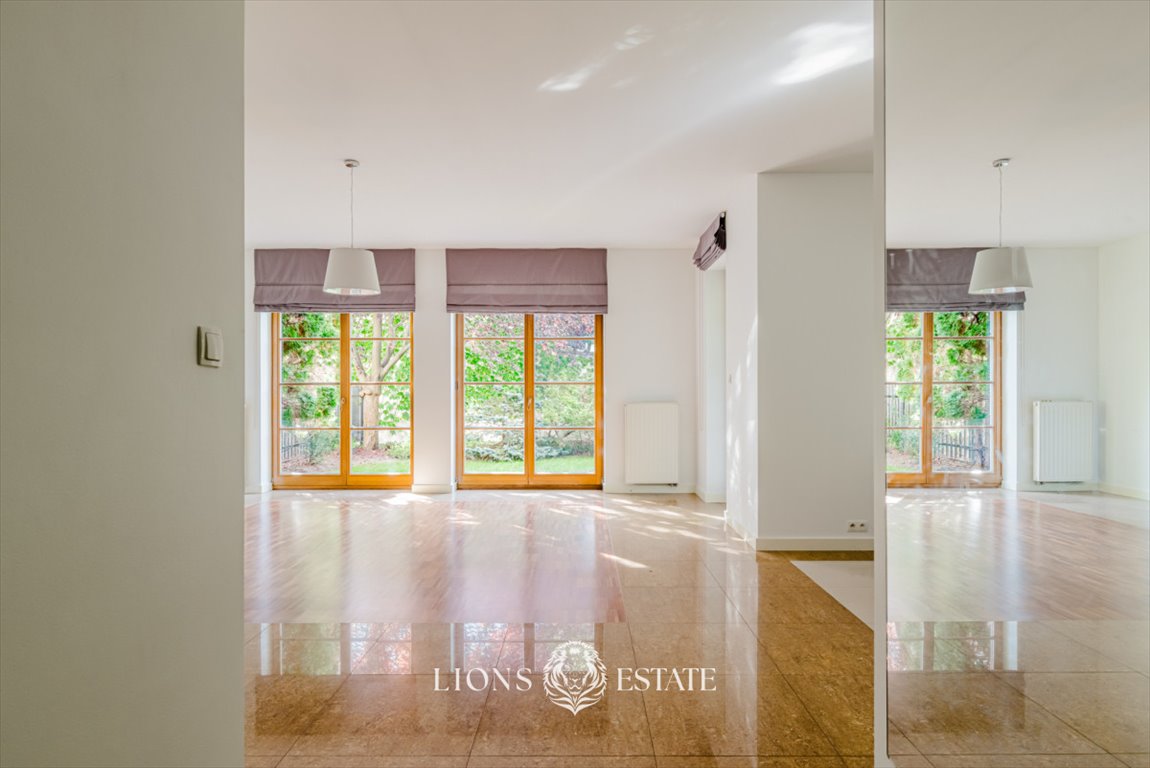 Polecam przestronne 212 m² dwupoziomowe mieszkanie z ogrodem w Wilanowie Warszawa, Wilanów Niski, Janczarów  212m2 Foto 1