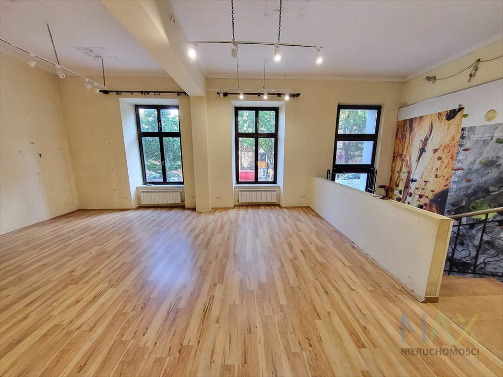 Lokal biurowy 140 m², odświeżony, z dużymi salami i wejściem z chodnika Kraków, Stare Miasto, Smoleńsk  140m2 Foto 1