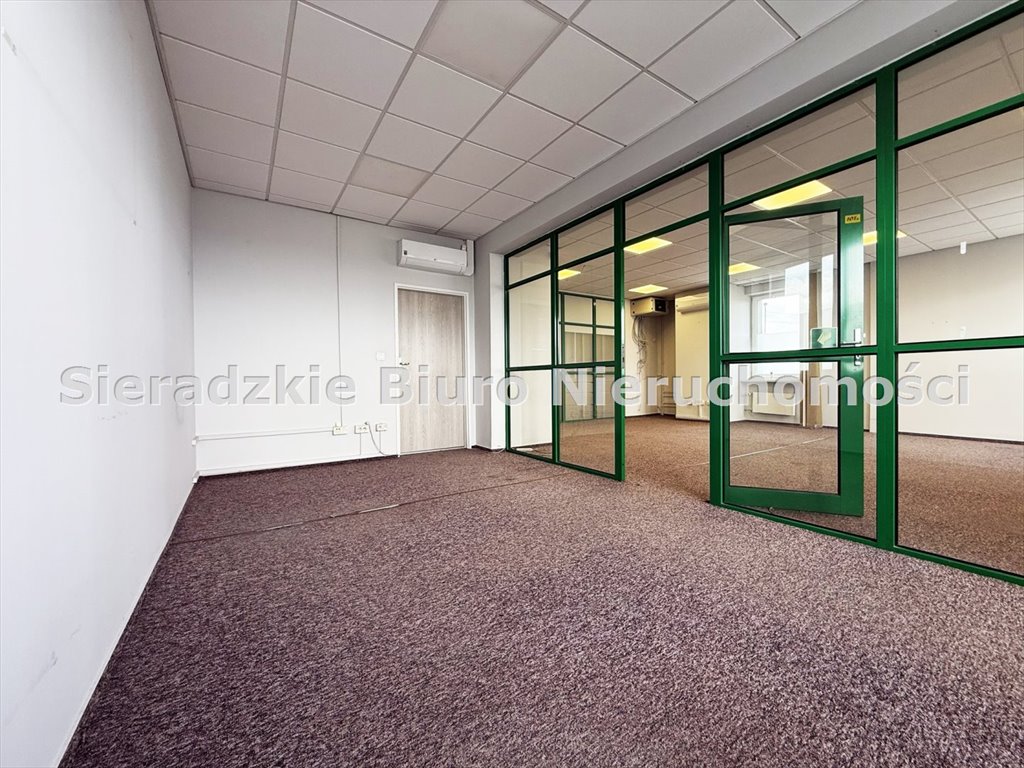 Lokal użytkowy 350 m² - Sieradz - klimatyzacja i monitoring Sieradz  350m2 Foto 1