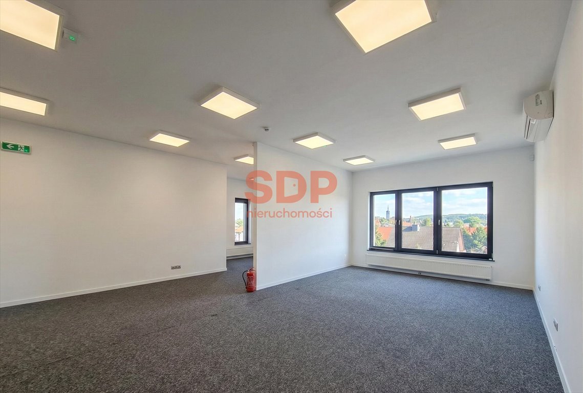 Atrakcyjny lokal 141 m2 z pełną infrastrukturą w Fabrycznej Wrocław, Fabryczna, Muchobór Wielki, Krzemieniecka  141m2 Foto 1