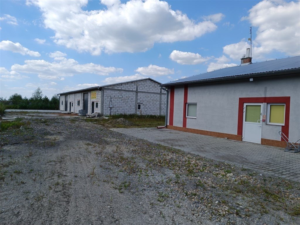 Hale magazynowe 840 m² na działce 1,78 ha, blisko granicy Radymno (gw)  840m2 Foto 1