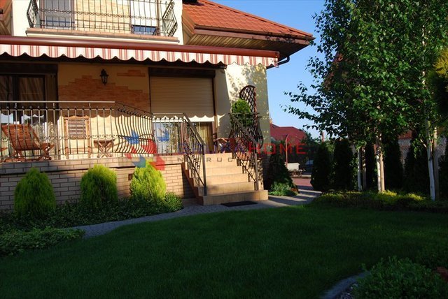 Elegancki dom 6 pokoi z ogrodem i garażem w Piastowie Piastów  270m2 Foto 1