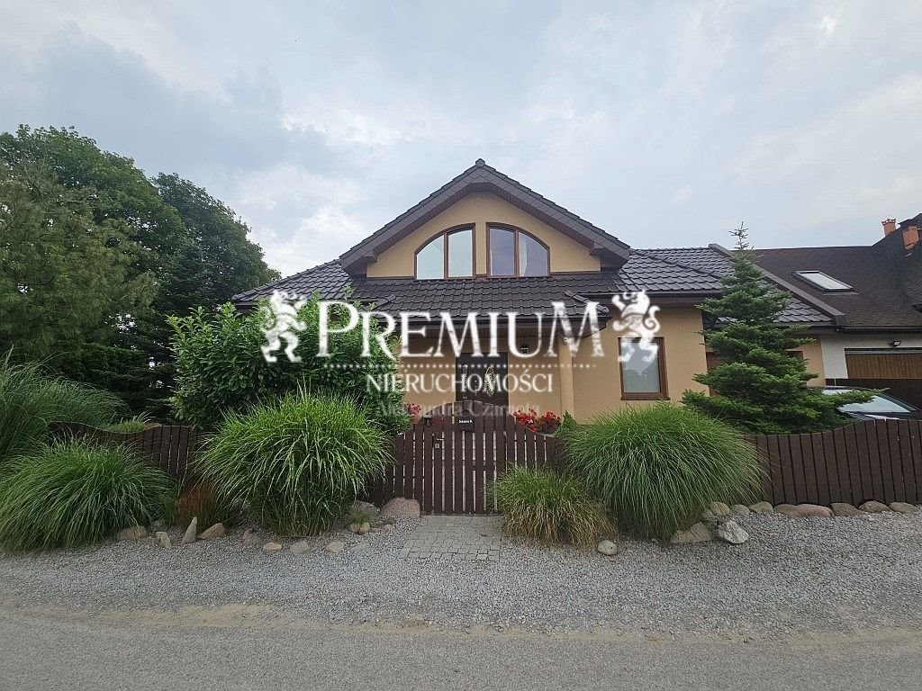 Dom na sprzedaż Dobroszów Oleśnicki, Dobroszów Oleśnicki  210m2 Foto 1