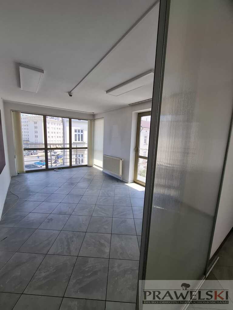 Lokal biurowo-usługowy 100 m² w centrum Rzeszowa - polecam! Rzeszów  100m2 Foto 1