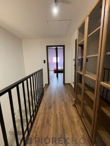 Dwupoziomowe 133 m² w Markach z balkonem i miejscem Marki, Wilcza  133m2 Foto 1