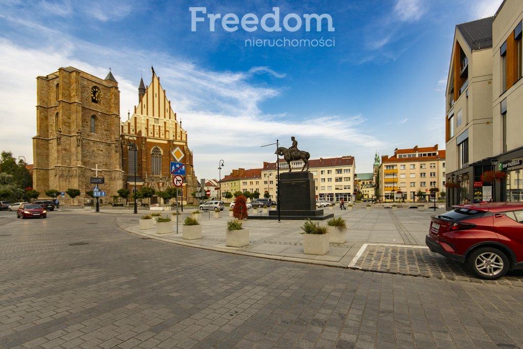 Lokal użytkowy na sprzedaż Nysa, Rynek  30m2 Foto 3