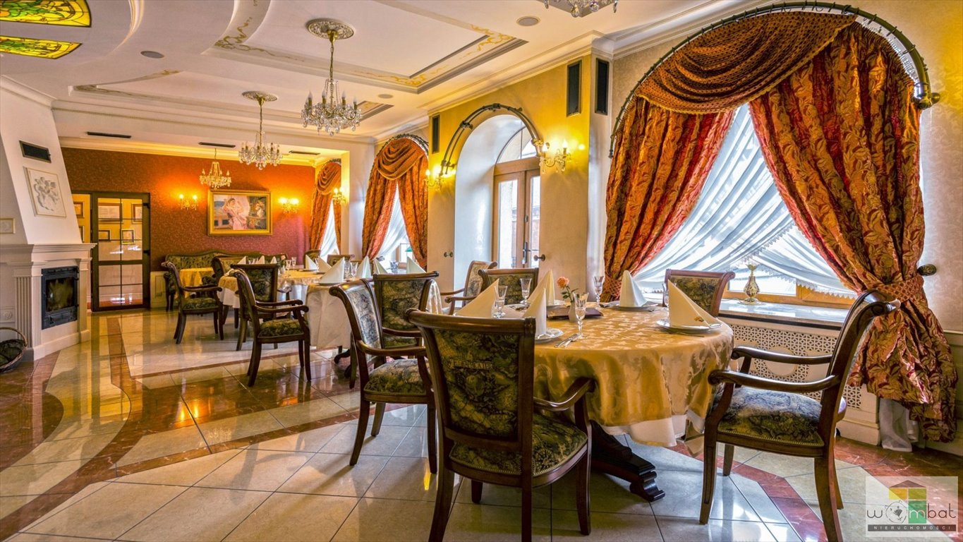 Lokal użytkowy na sprzedaż Miłków  700m2 Foto 1