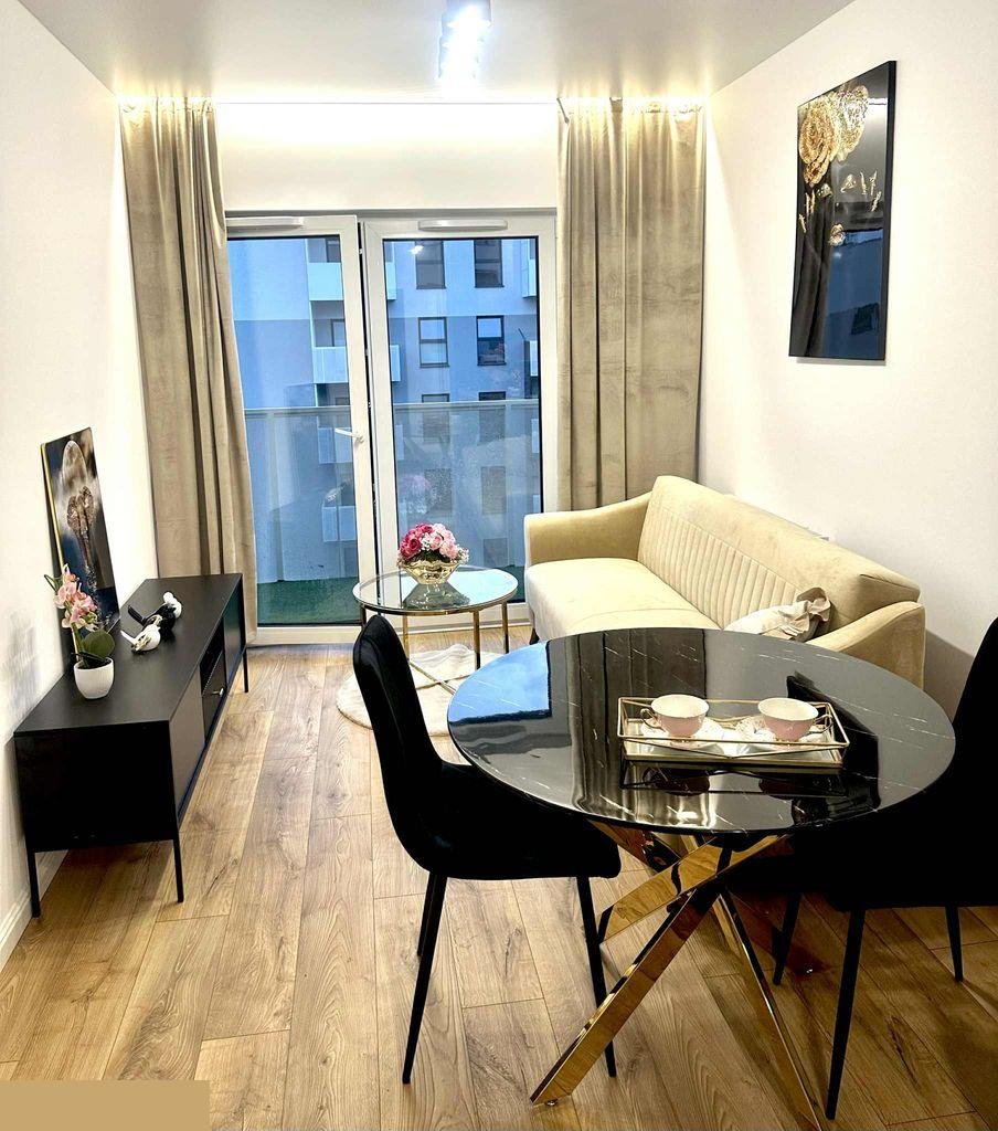 Mieszkanie dwupokojowe na sprzedaż Łódź, Polesie, Srebrzyńska  34m2 Foto 1