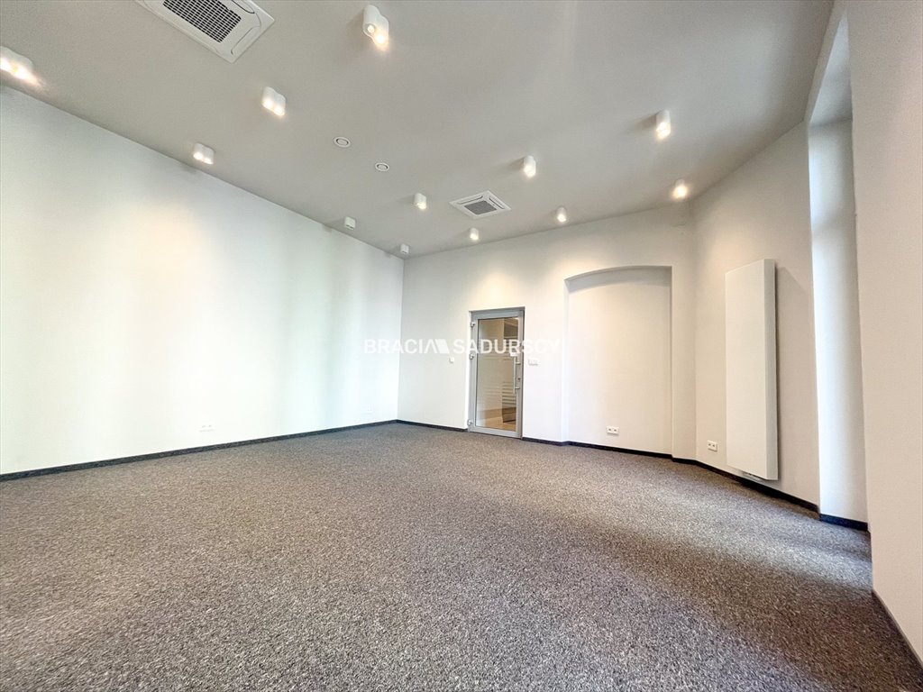 Lokal użytkowy na wynajem Kraków, Stare Miasto, Stare Miasto, Karmelicka  57m2 Foto 1