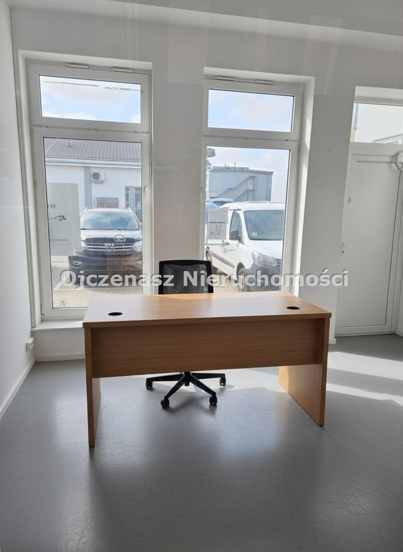 Wynajem lokalu 80 m² z biurem i dużą przestrzenią Bydgoszcz, Bartodzieje  18m2 Foto 1