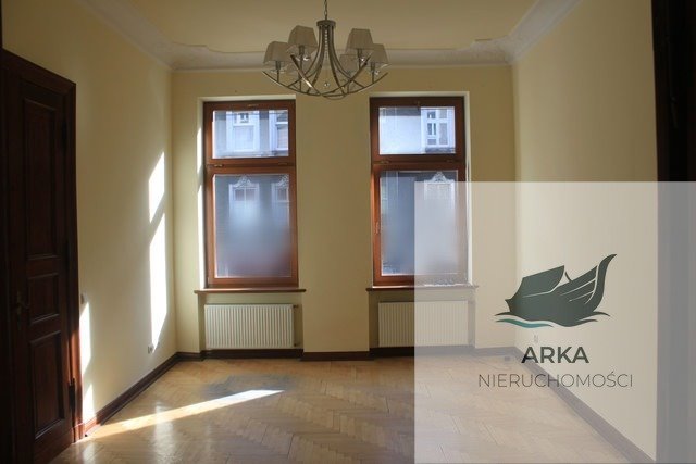 Do sprzedania przestronne 4-pokojowe mieszkanie 105 m² w Szczecinie Szczecin, Śródmieście-Centrum  105m2 Foto 1