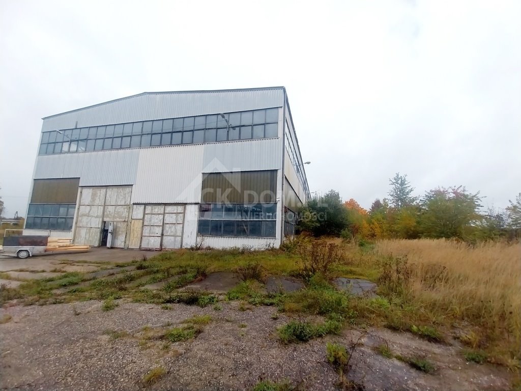 Magazyn 2078 m² z wysokim składowaniem i pełną infrastrukturą Promnik  2 078m2 Foto 1