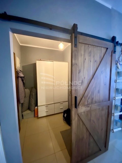 Mieszkanie dwupokojowe na sprzedaż Chudów  70m2 Foto 8