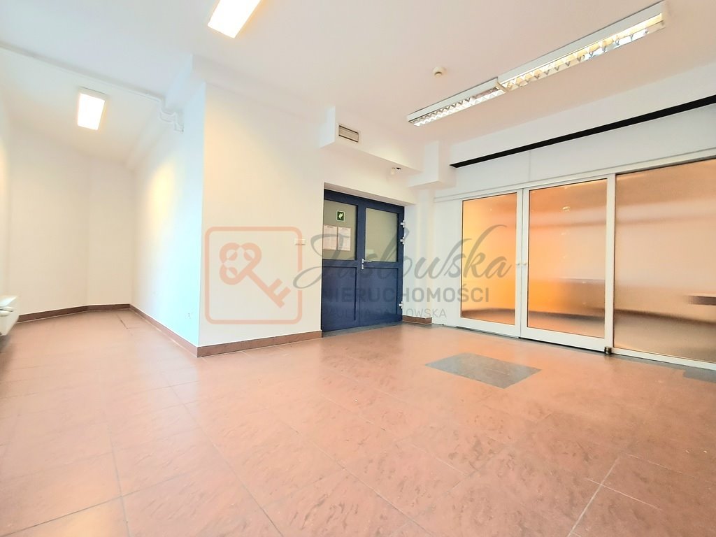 Lokal użytkowy na wynajem Rzeszów  71m2 Foto 1