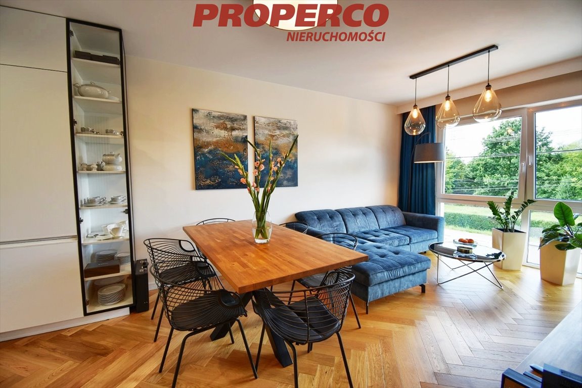 Mieszkanie czteropokojowe  na sprzedaż Kielce, Nowy Folwark, Gustawa Morcinka  82m2 Foto 1