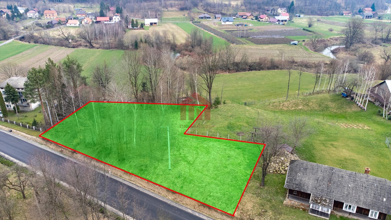 Działka 1614 m² przy głównej drodze w Żyznowie z mediami Żyznów  1 614m2 Foto 1