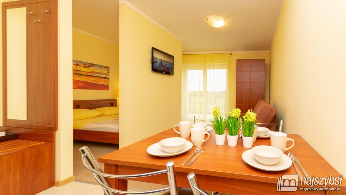 Pensjonat 820 m2 blisko morza, 22 pokoje, ogród i plac zabaw Darłowo  820m2 Foto 1