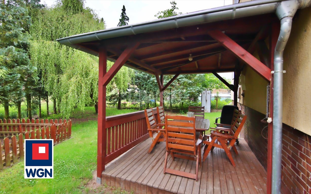 Dom przy jeziorze w Kłodawie - potencjał mieszkaniowo-usługowy Kłodawa, Wojcieszycka  115m2 Foto 1