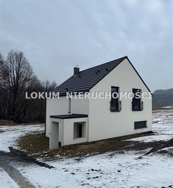 Nowoczesny dom 120 m² z dużymi przeszkleniami i balkonami Gogołowa, Leśna  120m2 Foto 1