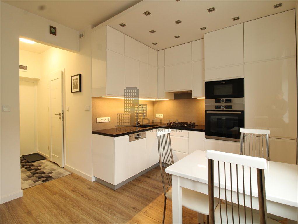 Kawalerka w klimatycznej kamienicy na Żoliborzu z nowoczesnym wyposażeniem Warszawa, Żoliborz, Krasińskiego Zygmunta  28m2 Foto 1