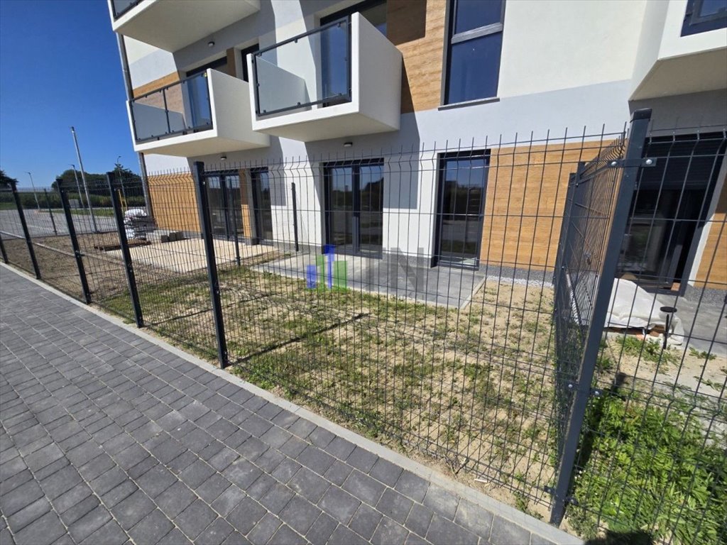 Dwupokojowe mieszkanie z ogrodem i miejscem za 360 tys. zł Oława, Leonida  Teligi  32m2 Foto 1