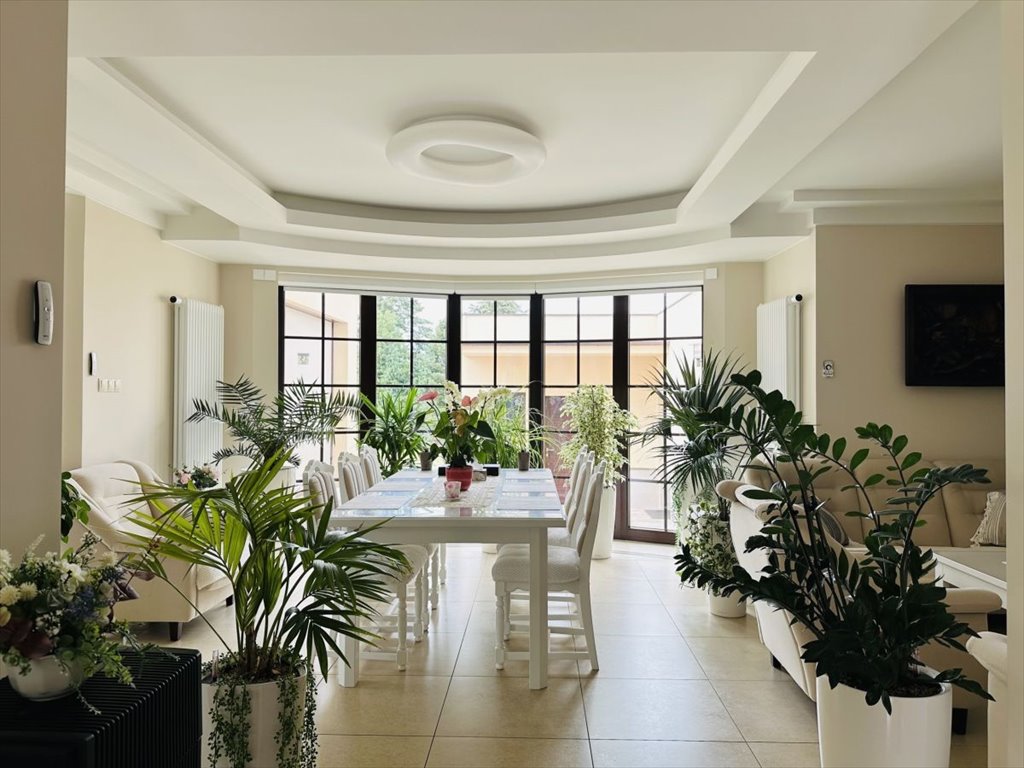 Ekskluzywny dom w Chybach z pełnym wyposażeniem i nowoczesnymi systemami Chyby  261m2 Foto 1