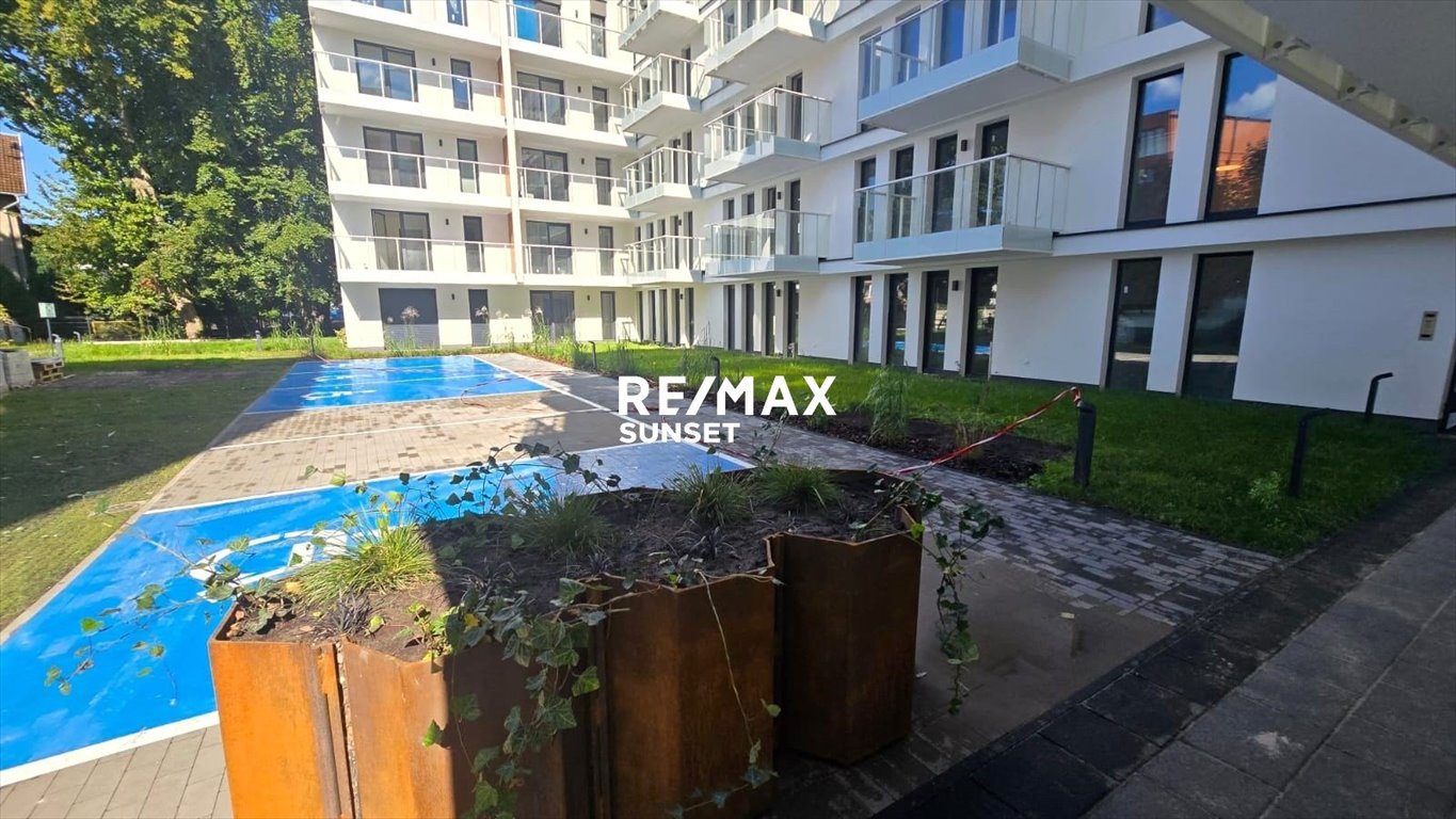 Mieszkanie dwupokojowe na sprzedaż Kołobrzeg, Wylotowa 6  77m2 Foto 1