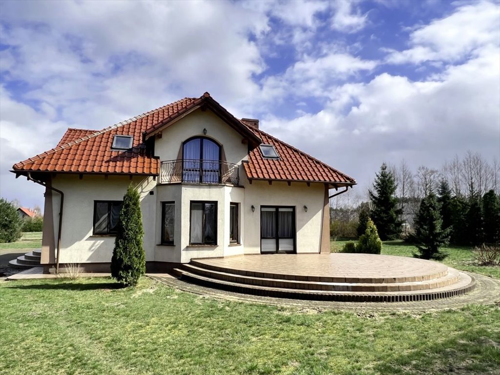 Zapraszam do domu 230 m² z potencjałem, garażem i dużą działką Grudziądz  230m2 Foto 1