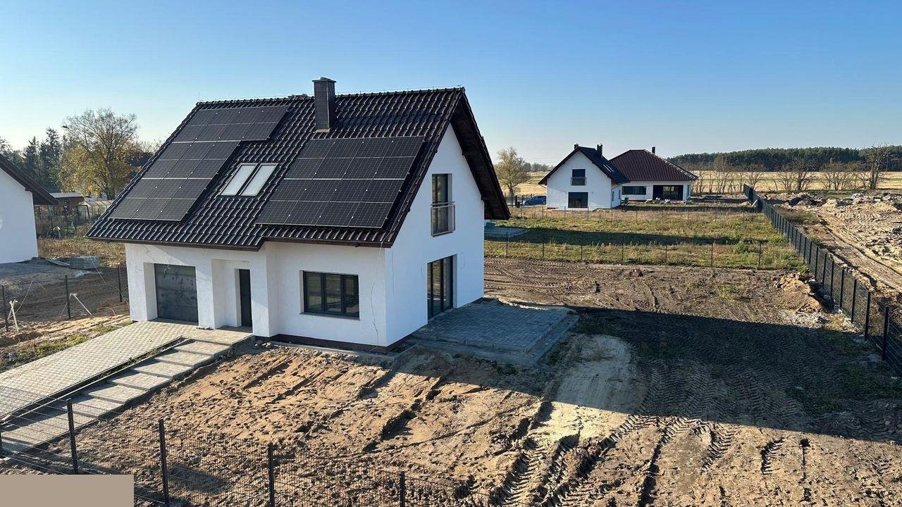 Nowoczesny dom 133 m2 z fotowoltaiką i ogrzewaniem podłogowym Kostrzyn nad Odrą, Brzoskwiniowa  133m2 Foto 1