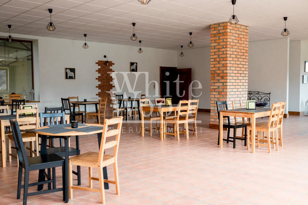 Restauracja z tarasem, 5 pokoi, widok na las i stadninę Czeczewo, Tokarskie Pnie, Dębowa  500m2 Foto 1