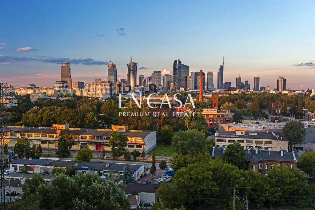 Nowoczesne biuro 21,74 m2 z miejscem postojowym w Woli Warszawa, Wola  22m2 Foto 1