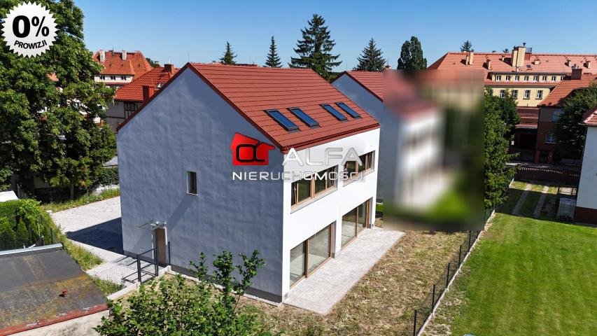 Dom na sprzedaż Świdnica, Świętojańska  118m2 Foto 1