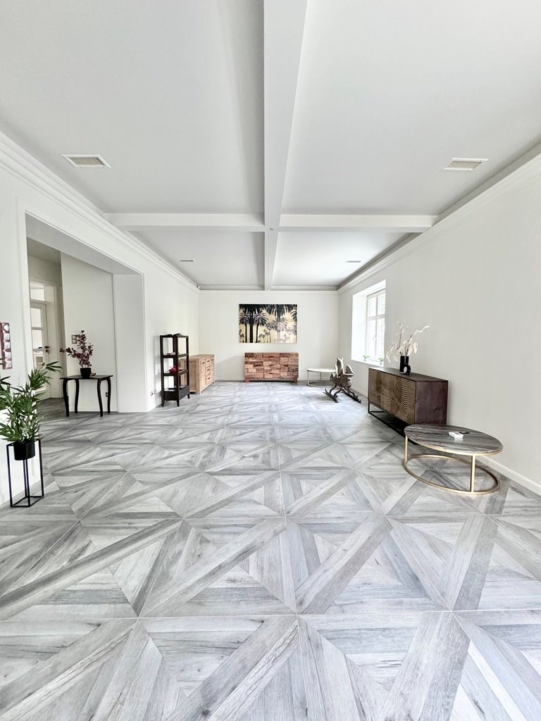 Unikatowy dom 245 m2 z historią i nowoczesnością Rzeszów, Śródmieście  245m2 Foto 1