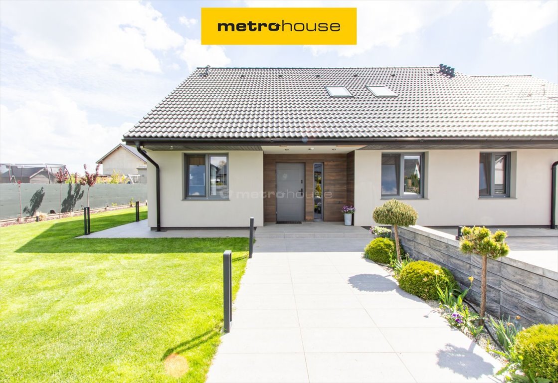 Nowoczesny dom z salą fitness i fotowoltaiką w Marcelinie Marcelin  223m2 Foto 1