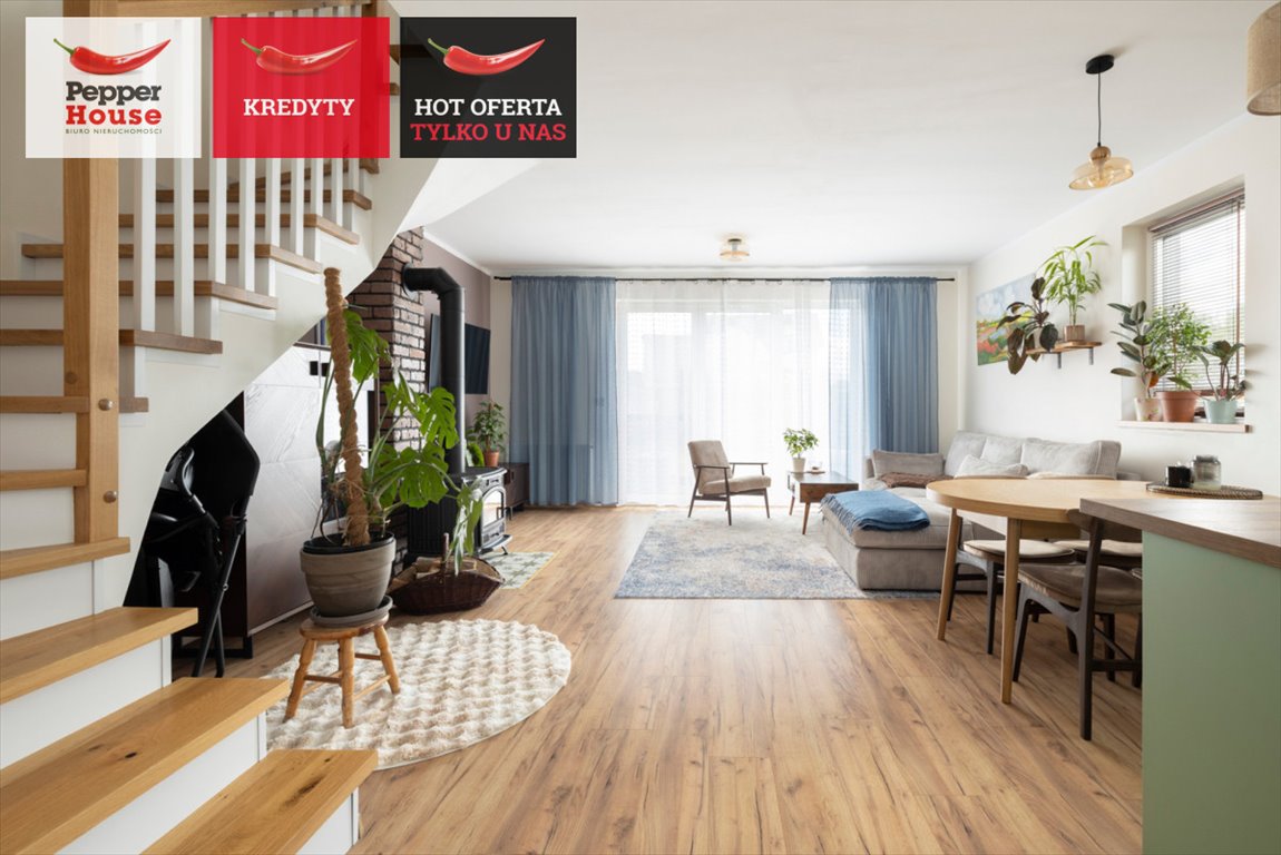 Skrajny segment z garażem - 3 pokoje i ogród Tokary, Liliowa  80m2 Foto 1
