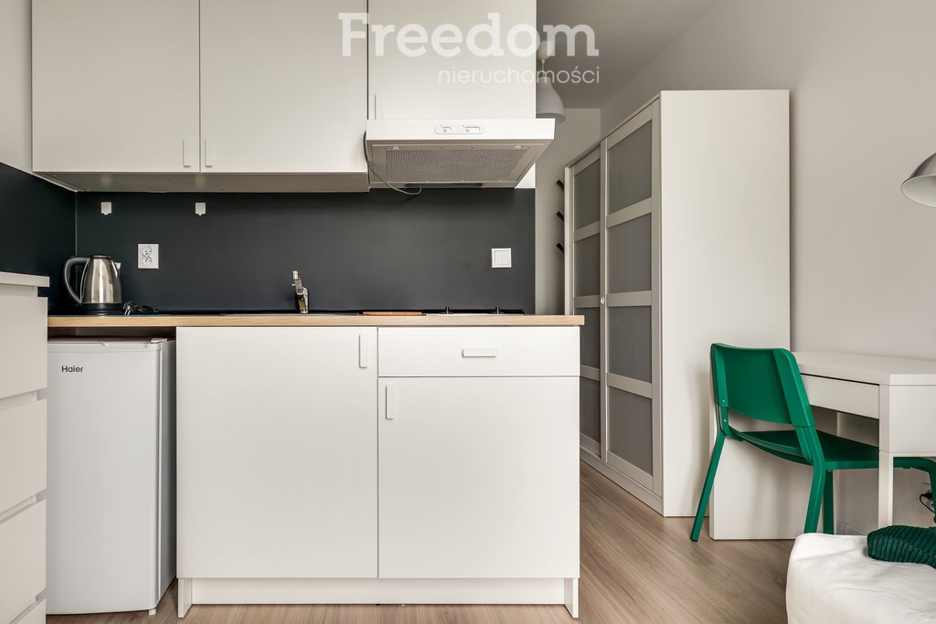 Zapraszam do wynajęcia 16 m² kawalerki z rekuperacją w Katowicach Katowice, Dąbrówka Mała, Strzelców Bytomskich  16m2 Foto 1