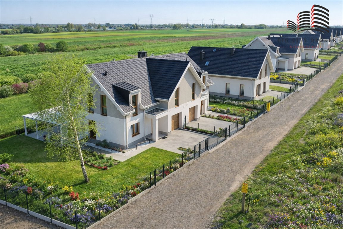 Polecam nowoczesny bliźniak 156 m² z garażem i działką Długie  156m2 Foto 1
