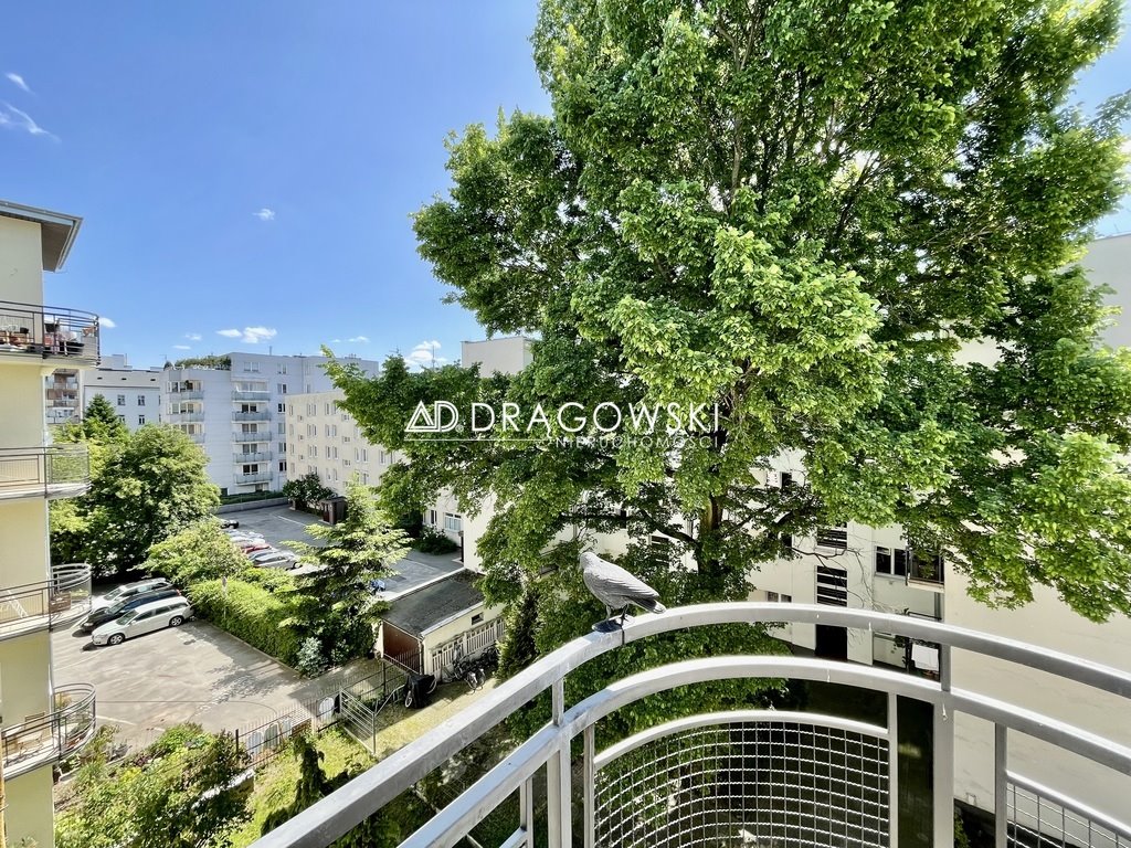 Przestronne 108 m2 z kominkiem i balkonami na Mokotowie Warszawa, Mokotów, Odolańska  108m2 Foto 1