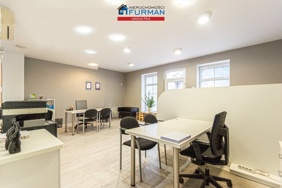 Sprzedam lokal usługowy z witrynami w Piła 46 m², gotowy do użytku Piła  58m2 Foto 1