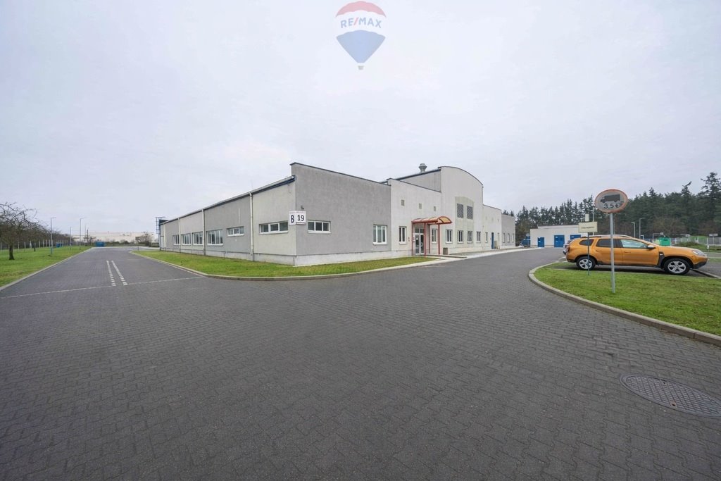 Hala magazynowo-produkcyjna 2293 m², biura, plac Tarnowo Podgórne, Wierzbowa  2 293m2 Foto 1
