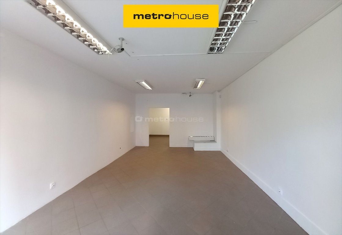 Lokal użytkowy 43,9 m² z dużą witryną i dwoma wejściami Jelenia Góra  44m2 Foto 1