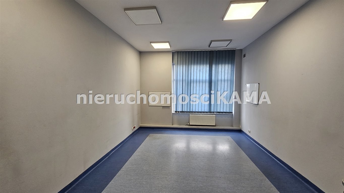 Lokal biurowy 21,6 m² z klimatyzacją, centrum Bielska Bielsko-Biała, Centrum  22m2 Foto 1