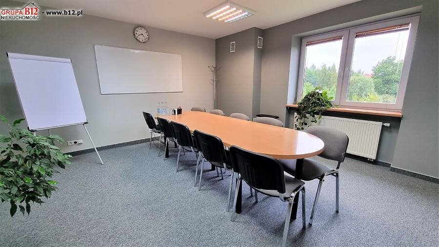 Nowoczesny kompleks usługowy 728 m2 z parkingiem i dochodem Krakow, Bronowice, Władysława Żeleńskiego  728m2 Foto 1