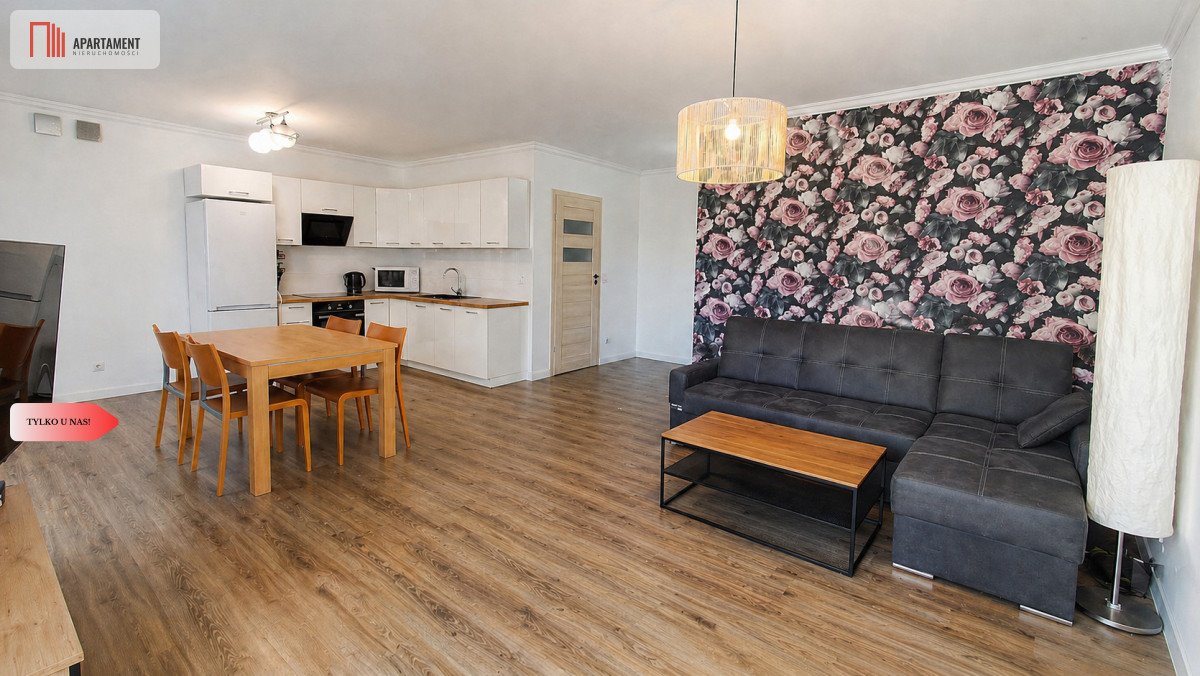 Na sprzedaż przestronne 85 m² z garażem i komórką w Złotowie Złotów  85m2 Foto 1