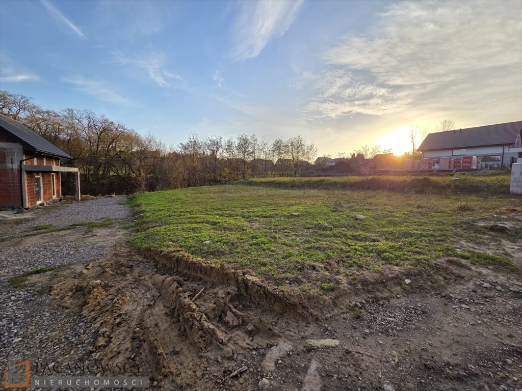 Działka budowlana na sprzedaż Węgrzce  669m2 Foto 1