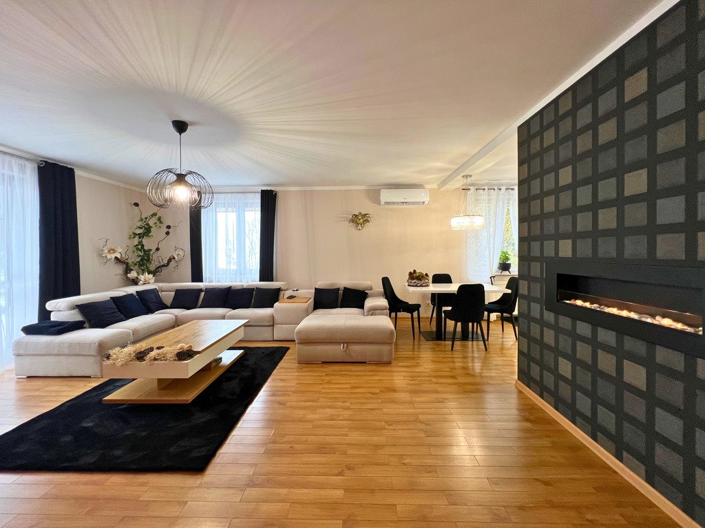 Wyjątkowy dom 185 m² z garażem, fotowoltaiką i zieloną okolicą Racławówka  185m2 Foto 1