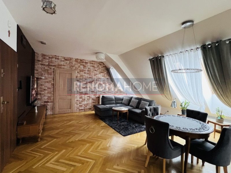 Przestronne dwupoziomowe mieszkanie 85 m² z tarasem i garażem Legnica  85m2 Foto 1