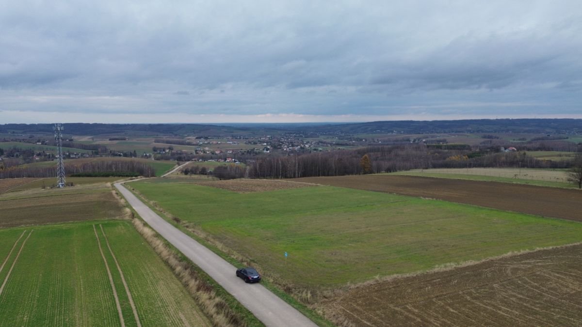 Działka budowlana z widokiem, WZ na dom jednorodzinny Będzienica  1 000m2 Foto 1